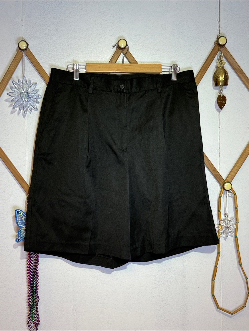 Liz Claiborne Black Tailored Bermuda Shorts